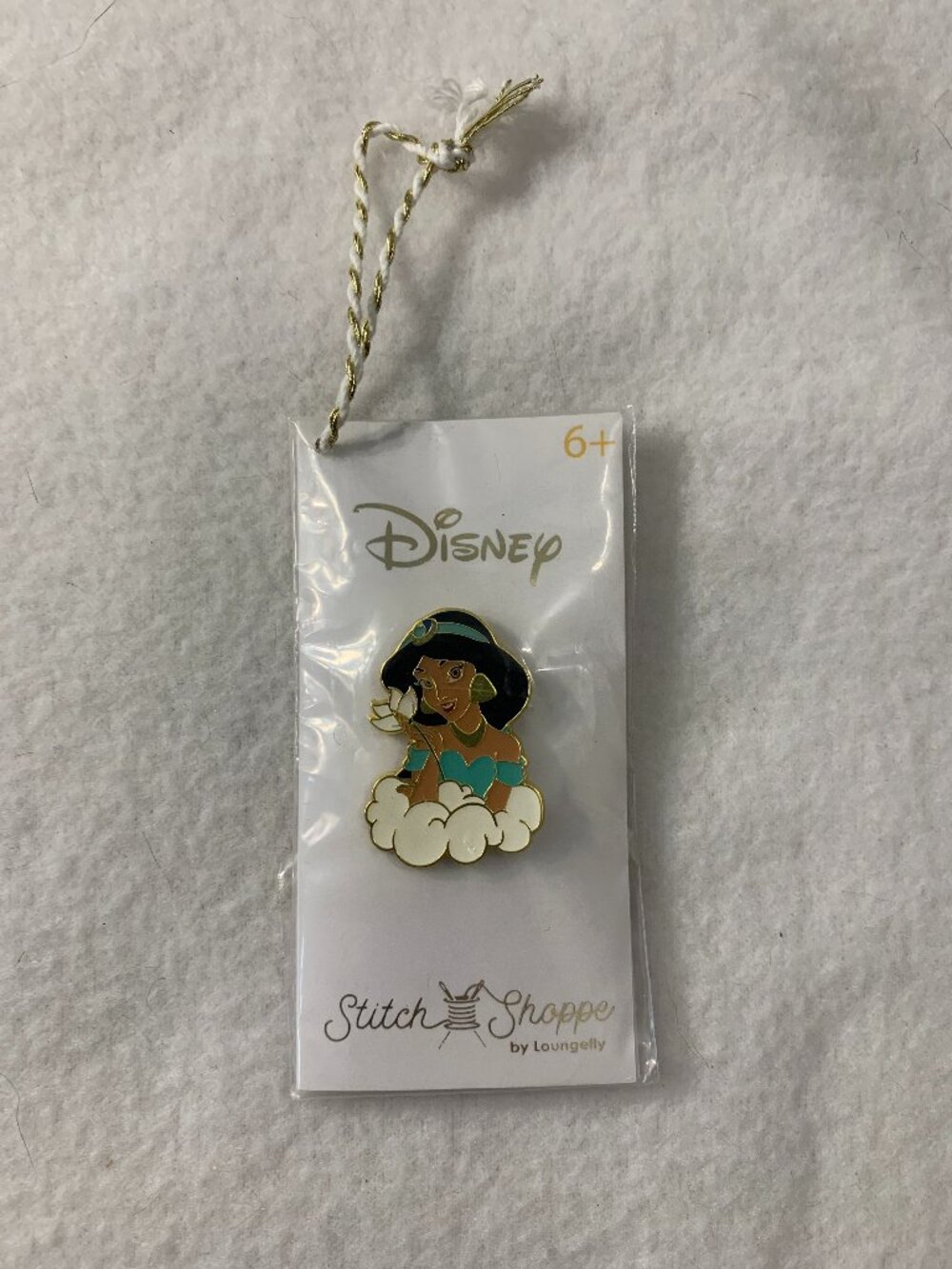 Disney Loungefly Stitch Shoppe Pin Princess Jasmine Aladdin New